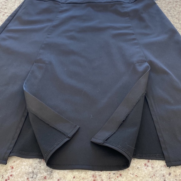 Vintage black satin skirt - Picture 2 of 5